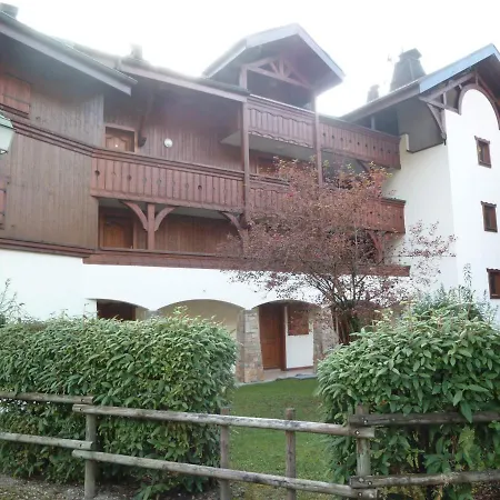 T2 Cosy Avec Jardinet, Proche Centre Et Skibus, Wifi, Parking Et Equipements Complets - Fr-1-624-61
